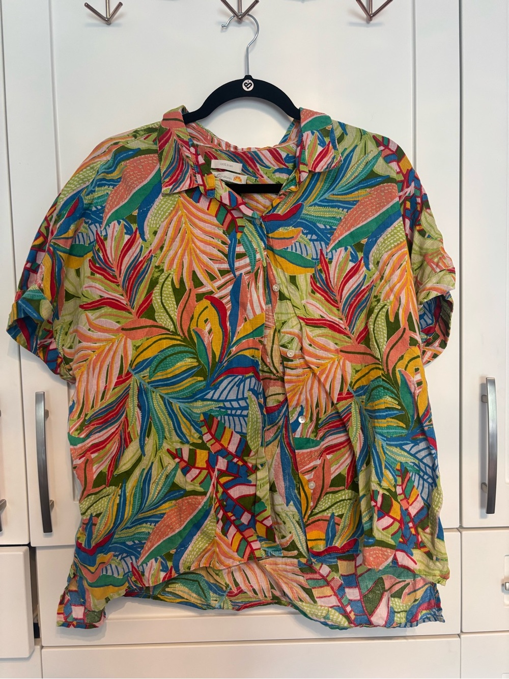C&C California Tropical Multicolor Linen Shirt. No size tag, fits L